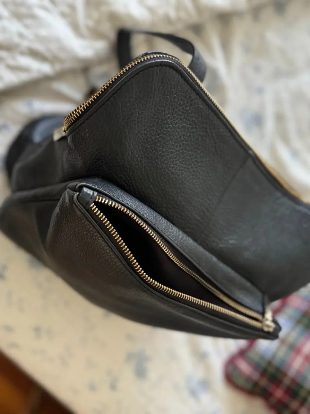 Black Genuine Italian Leather 2 in 1 Backpack & Shoulder Bag